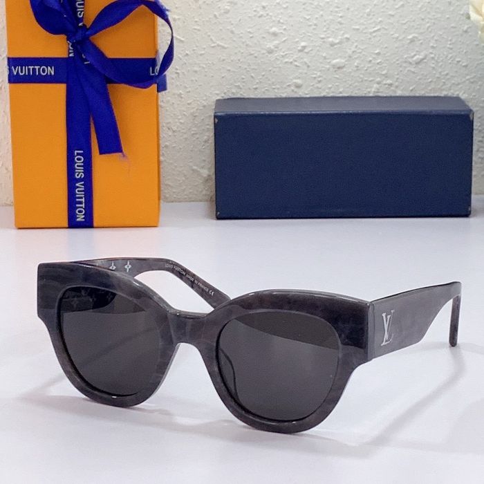Louis Vuitton Sunglasses Top Quality LVS00392